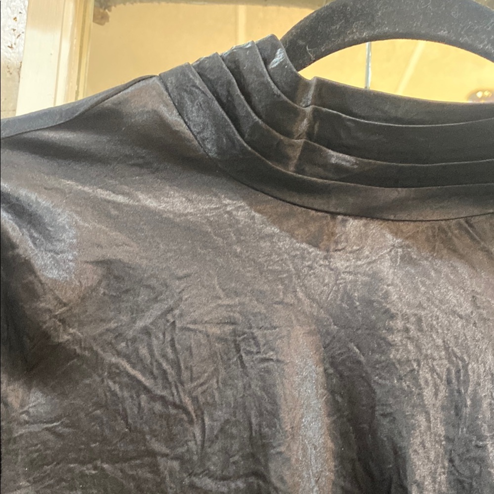 Rails Satin Top - Picture 2 of 5